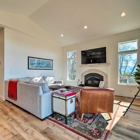 Peaceful Columbia Retreat With Hot Tub And Mtn Views! Villa Екстериор снимка
