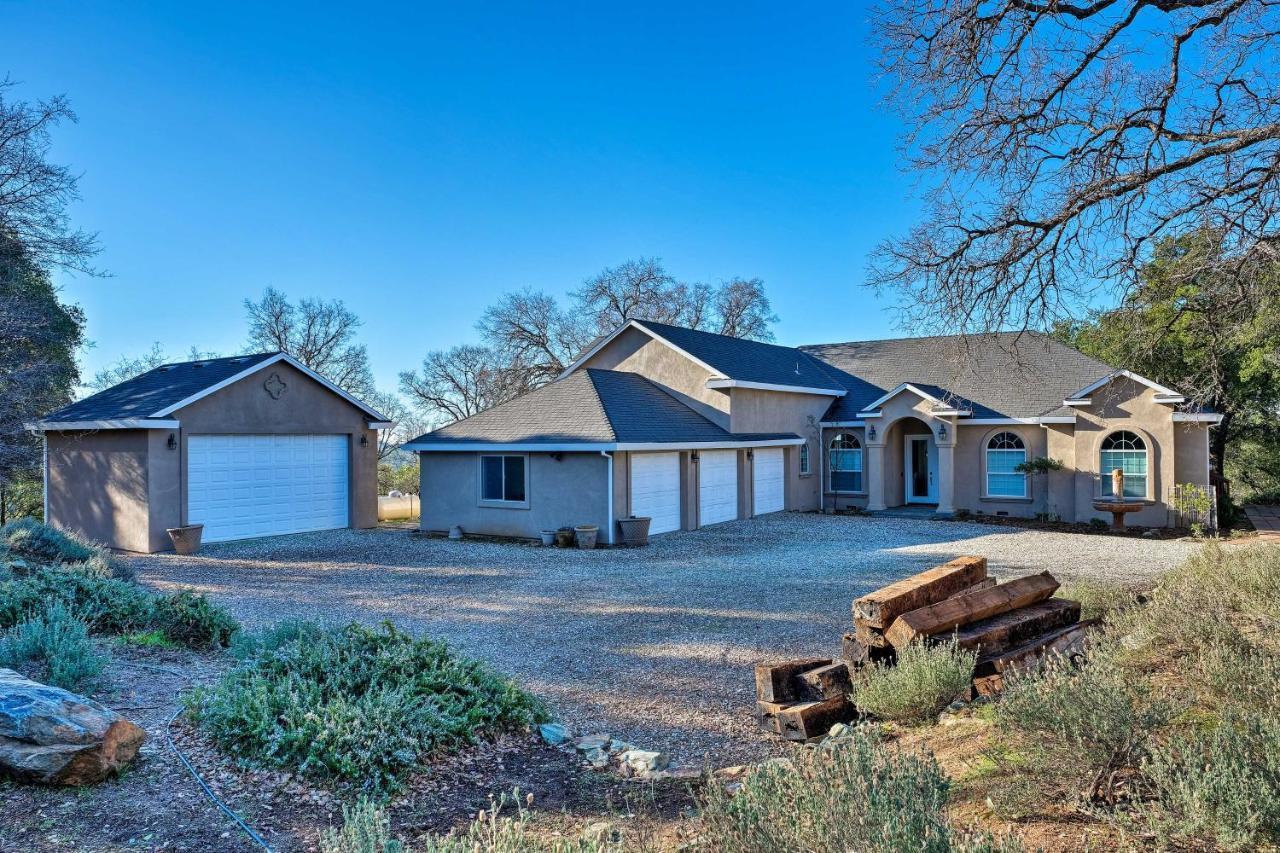 Peaceful Columbia Retreat With Hot Tub And Mtn Views! Villa Екстериор снимка